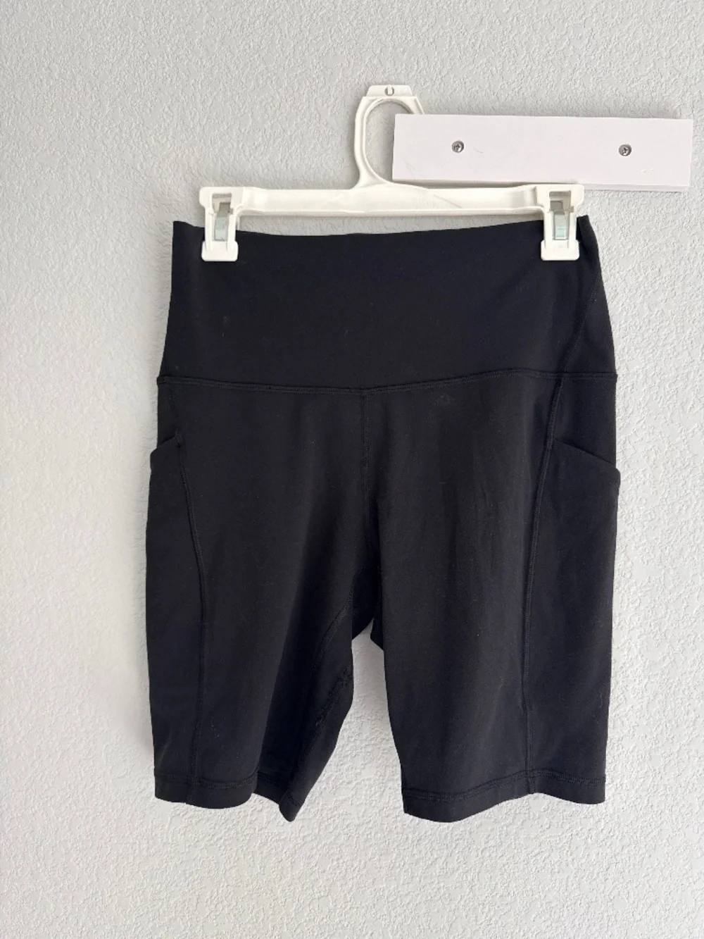 Lululemon Align 8” Shorts with pockets